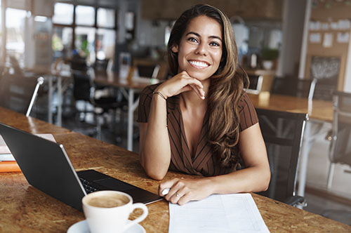 3 Ways to Upgrade Your Smile With Dental Veneers